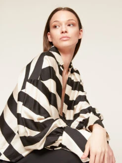 Camicia Over In Raso A Righe -TraumKleid Verkäufe 50046000010N001 08I high res