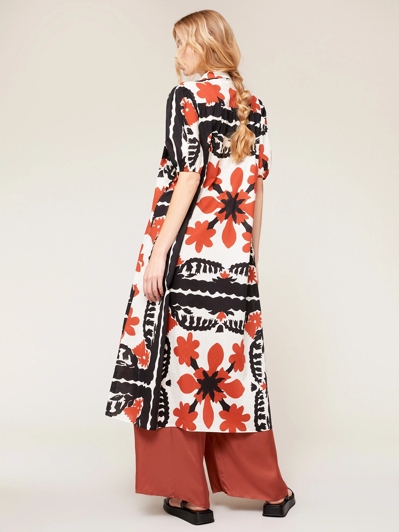 Vestito Chemisier Over Fantasia Floreale 4 Vestito Chemisier Over Fantasia Floreale – Bild 2