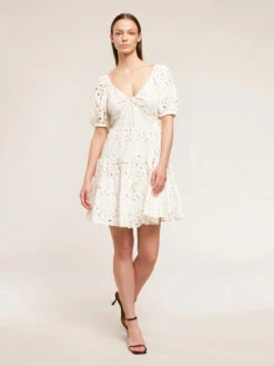 Vestito A Balze In Pizzo Sangallo