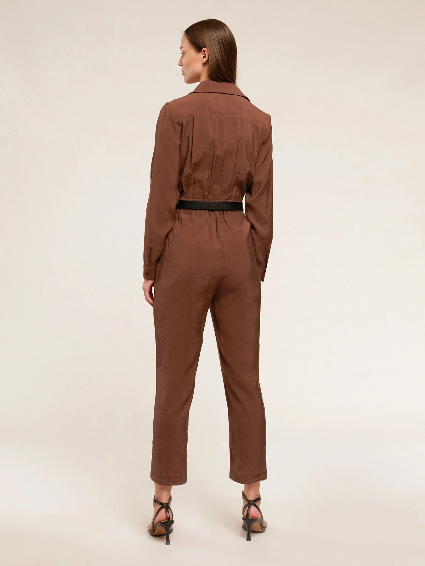 Tuta Lunga Satin Con Tasche Misto Modal 4 Tuta Lunga Satin Con Tasche Misto Modal – Bild 2