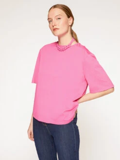 T-shirt Over Con Collana